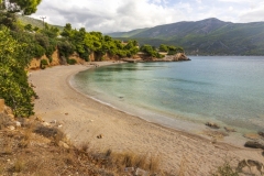 Sandstrand an der Küste von Attika.