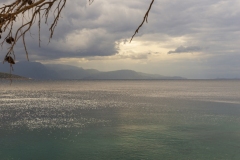 Küstenlandschaft mit Wolken, Attika, Griechenland.