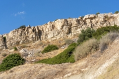 Blick auf einen Berg an der griechischen Küste.